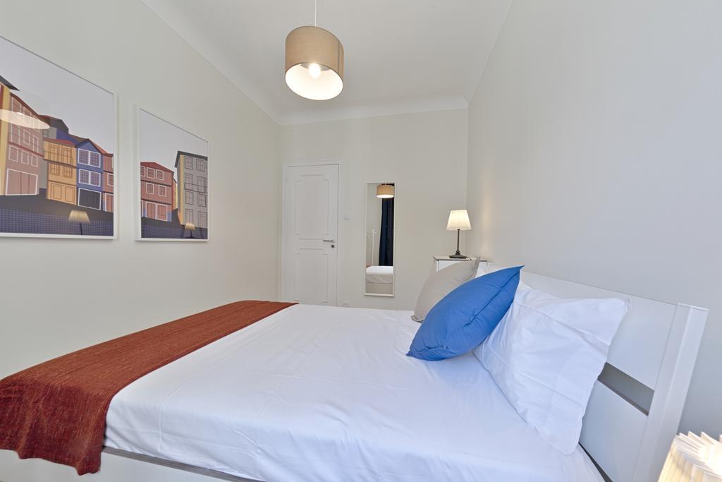 Sleep In Centre Apartment Porto Luaran gambar