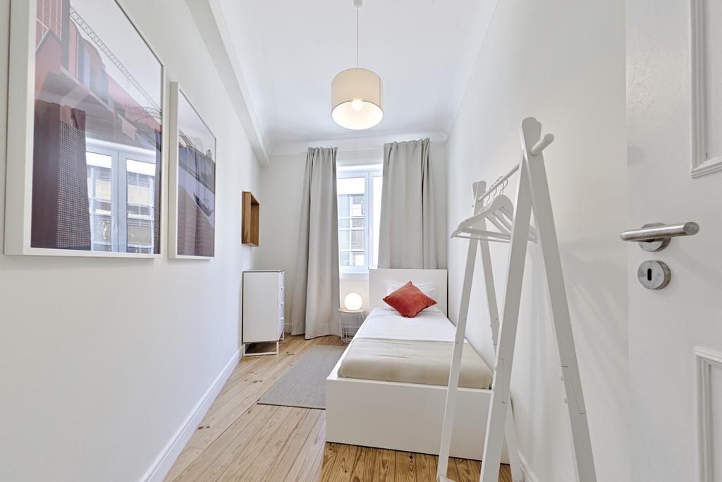 Sleep In Centre Apartment Porto Luaran gambar